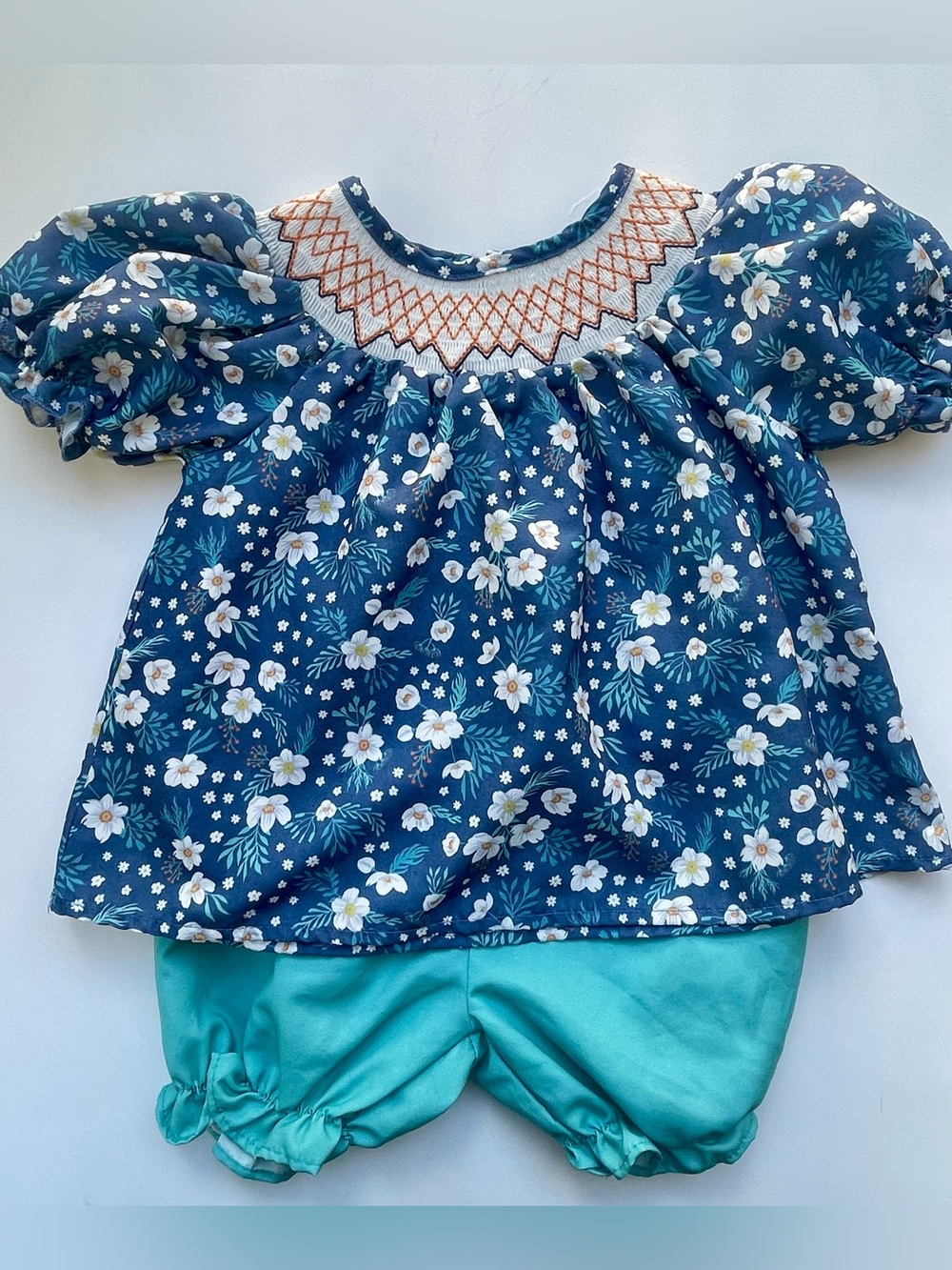 Wren & James Navy Floral Smocked Bloomer Set